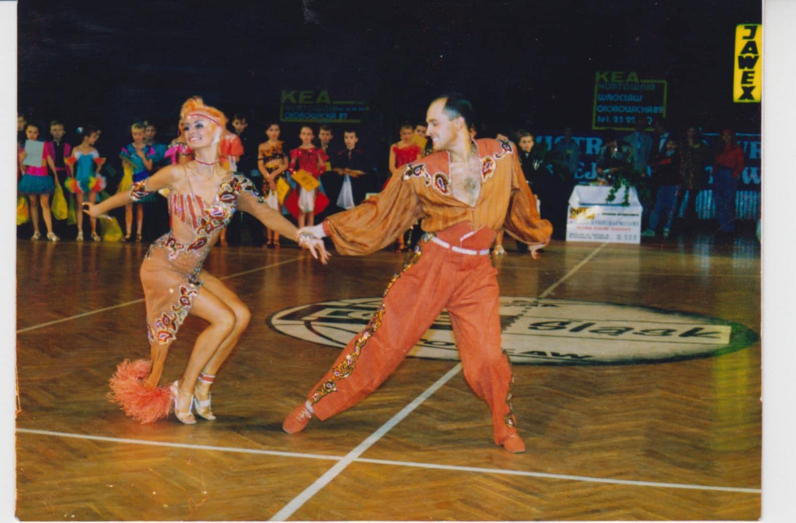 Messenger_creation_D9EBF316-2639-4DAD-9D9E-6F754B7C2BF9